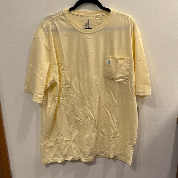 johnnie-O Other - NWT Johnnie-O xxl Yellow men’s t shirt